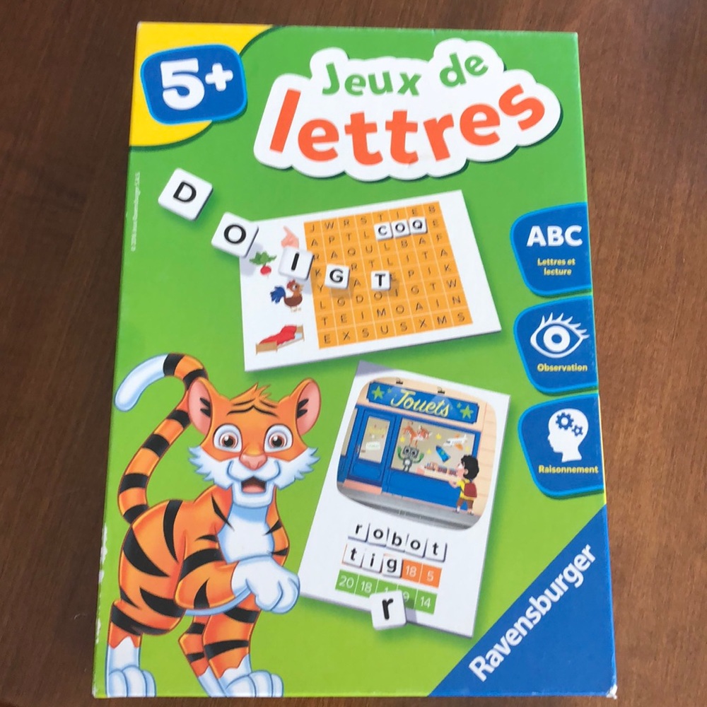 French learning game. Jeux de letters